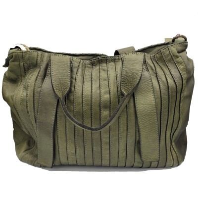 Large bag for woman in lamb leather