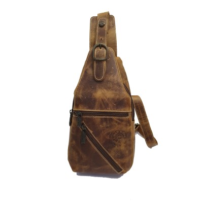 Chest bag in distressed/ramon leather